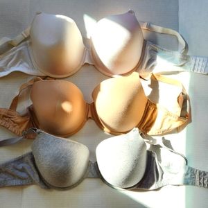 3 Fruit of The Loom Bras 38DDD